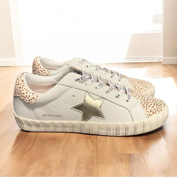 Vintage Havana Shoes - Vintage Havana Women's Cheetah Print Lace-Up Sneakers Size 11